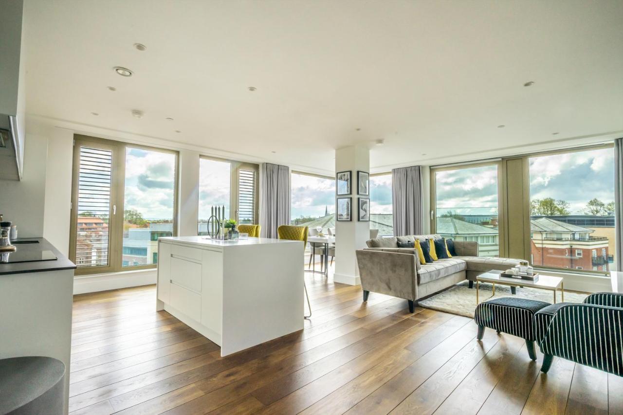 Appartamento Skyview Retreat @ Ryedale House York Esterno foto