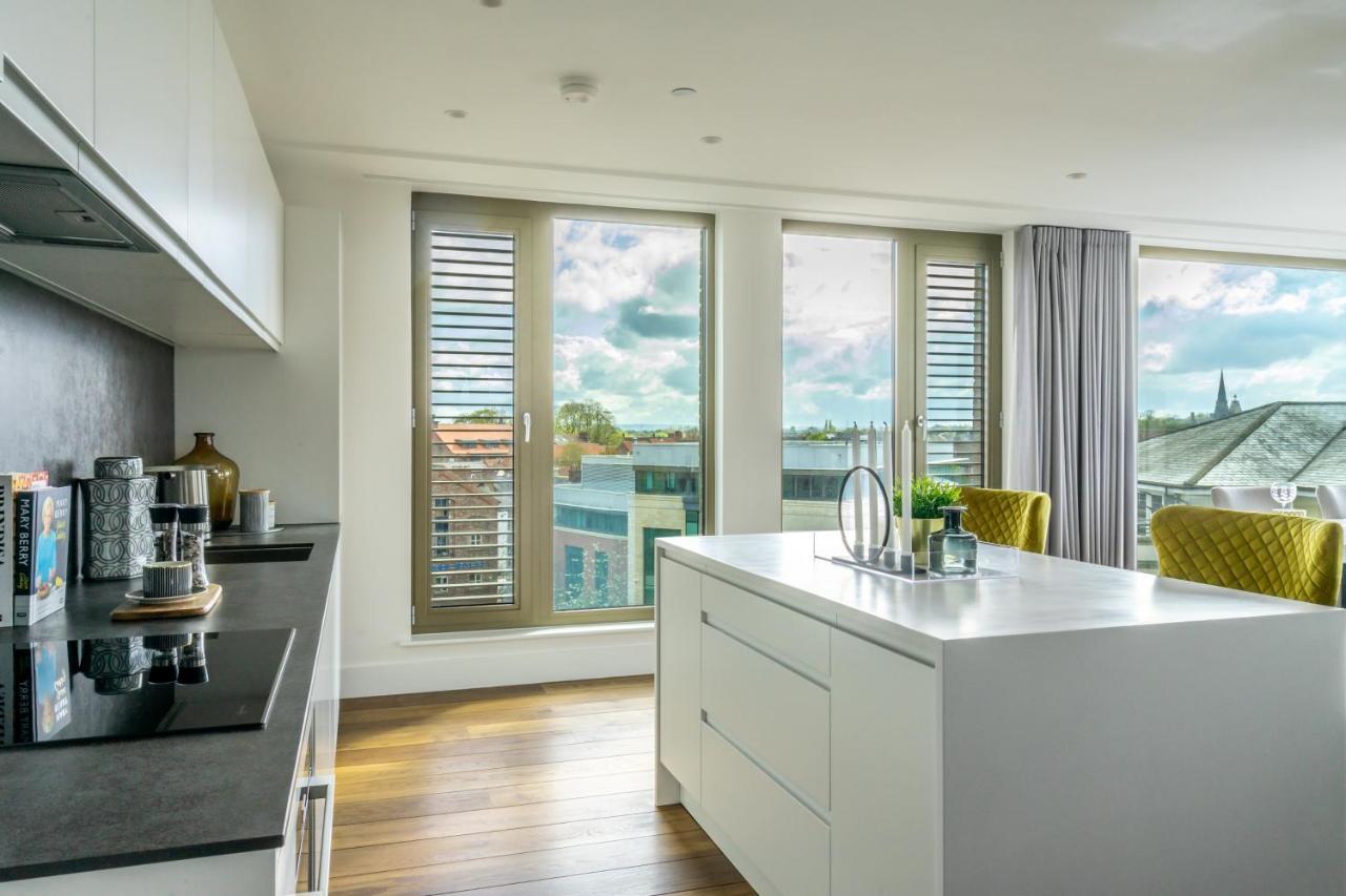 Appartamento Skyview Retreat @ Ryedale House York Esterno foto